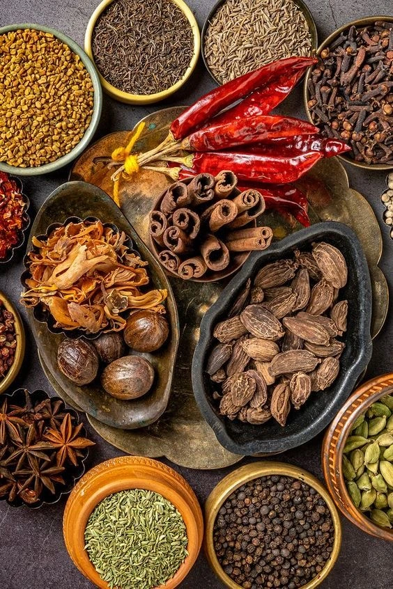 ادویه های آسیاب نشده